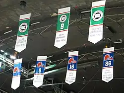 Bannières : As de Québec et Nordiques