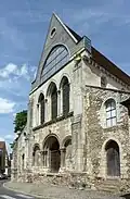 Façade ouest romane.