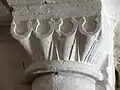 Chapiteau à godrons très fréquent en Normandie.