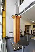 Colonne-cité de Gilles Mihalcean