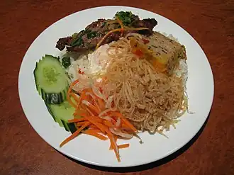 Image illustrative de l’article Cơm tấm