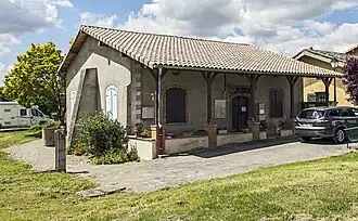 La mairie.