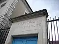 Hôpital.