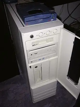 Amiga 4000T, 1994