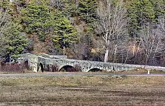 Pont de la Souche (XVIIe) à Comps-sur-Artuby.