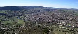 Confluence de la Dourbie et du Tarn à Millau, Aveyron.
