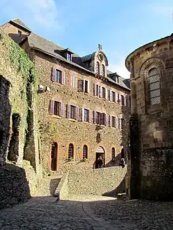 Bâtiment d'hébergement réservé aux pèlerins.