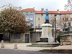 Monument aux morts.