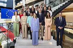 Sberna (in seconda fila, prima da destra) insieme agli altri Vicepresidenti del Parlamento europeo eletti durante la prima sessione plenaria della X legislatura