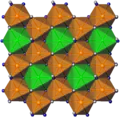Couche trioctaédrique O, de composition chimique LiAl2(OH)6.