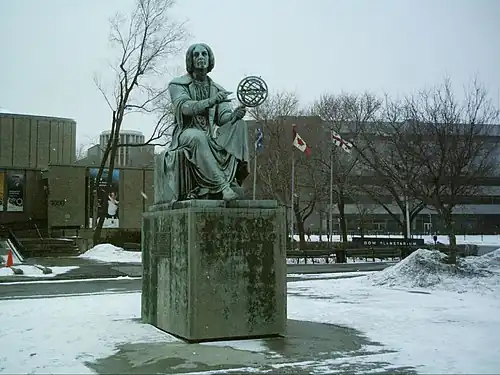 Description de l'image Copernic Montreal.JPG.
