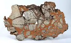 Cuivre natif cimentant une roche. Ray Mine (comté de Pinal, Arizona, États-Unis).