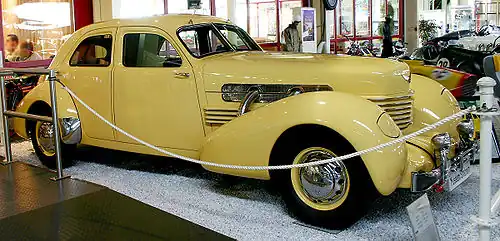 Cord 812 berline