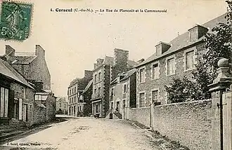 La Rue de Plancoët au début du XXe&nbsp;siècle (carte postale).