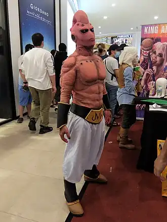 Cosplay de Super Boo au GEMA 2022, au :Sunway Velocity Mall (en) (Malaisie).