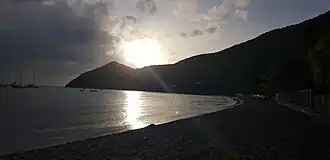Vue du morne Baguidi depuis Grande Anse d'Arlet.