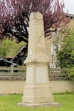 Monument aux morts.