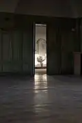 Lave-main (ou "piscine") vu depuis le réfectoire