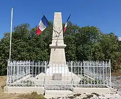 Monument aux morts.