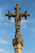 La croix du cimetière.
