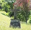 Une croix.