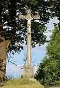 Une croix.