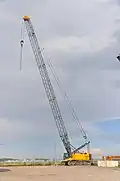 Grue à fléche treillis