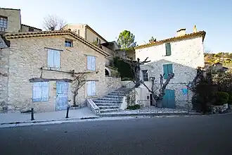 Une maison du vieux village.