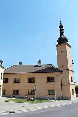 L'hôtel de ville.