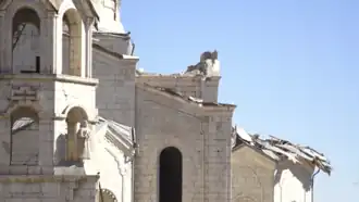 Toiture endommagée de la cathédrale Ghazanchetsots.