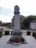 Monument aux morts.