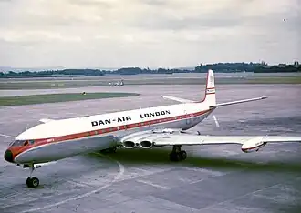 G-APDN, le De Havilland Comet de :Dan-Air (en) impliqué, photographié 8 jours avant l'accident.
