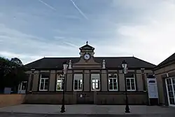 La mairie.