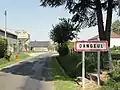 Entrée du bourg.