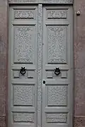 Porte principale.