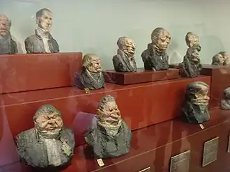 Honoré Daumier, bustes charge des Célébrités du Juste Milieu, vers 1832.