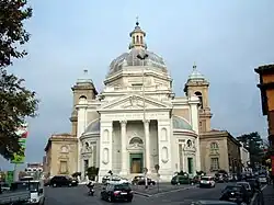 L'imposante façade