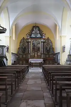 Le maître-autel.