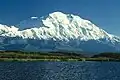 Le mont McKinley, point culminant de l'Amérique du Nord (États-Unis)
