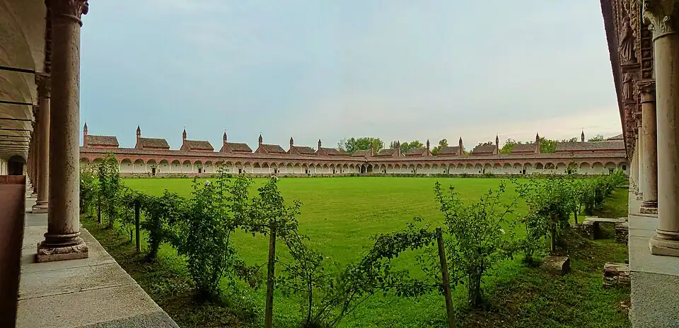 Le grand cloître.
