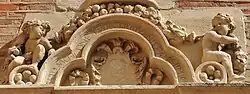 Tournoer : devise en latin.