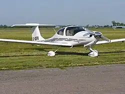 Description de l'image DiamondDA40C-GSPB.jpg.