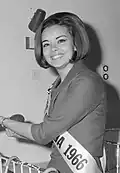 Photographie montrant Miss Candada 1966, Diane Landry