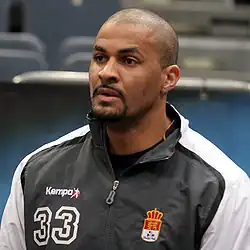 Didier Dinart, défenseur, au club de 2003 à 2012