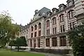L'école normale d'instituteurs.