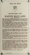 Plaque d'information trilingue (français, anglais, allemand)