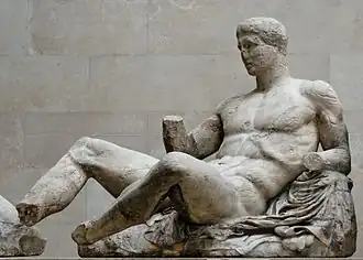 Dionysos allongé, atelier de Phidias, fronton du Parthénon, v. 447–433, British Museum.