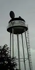 La Earffel Tower du parc Disney's Hollywood Studios, en juillet 2004.