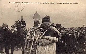Mgr Lobbedey, évêque d'Arras, aux funérailles des victimes.