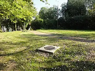 La tête de puits matérialisée no&nbsp;5 ter en 2011.